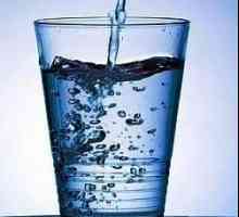 Woda: w jaki sposób i ile pić?
