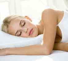 Drętwienie rąk podczas snu: przyczyny i leczenie